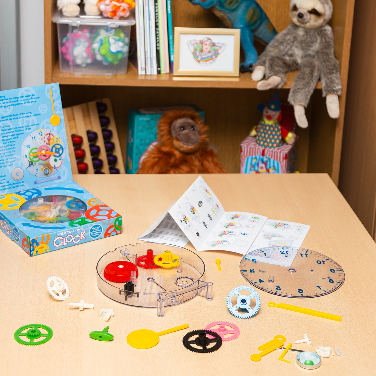 MAKE YOUR OWN CLOCK