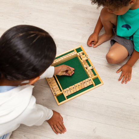 WOODEN 4 PLAYER SHUT THE BOX GAME