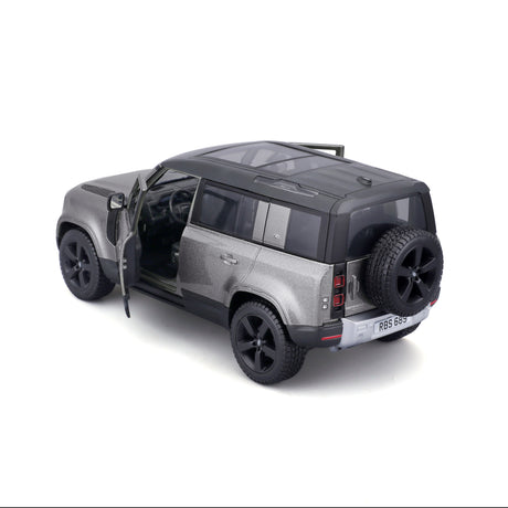 1:24 2022 LAND ROVER DEFENDER SILVER