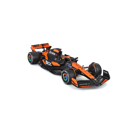 1:24 F1 MCLAREN MCL38 2024 WITH HELMET PIASTRI