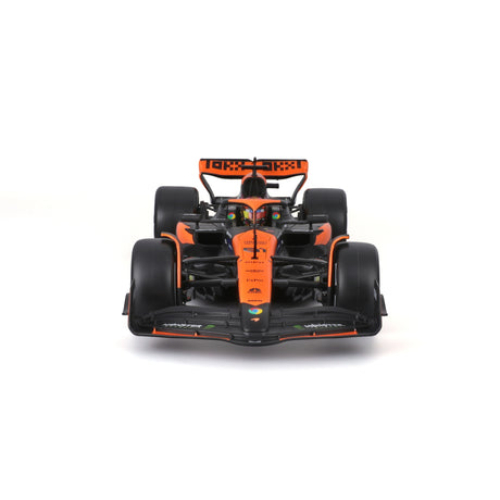 1:24 F1 MCLAREN MCL38 2024 WITH HELMET PIASTRI