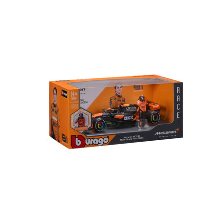 1:24 F1 MCLAREN MCL38 2024 WITH DRIVER FIGURE PIASTRI