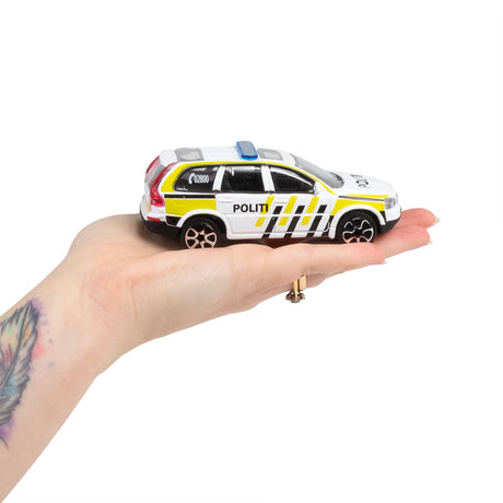1:43 STREET FIRE NORWEGIAN POLICE CAR