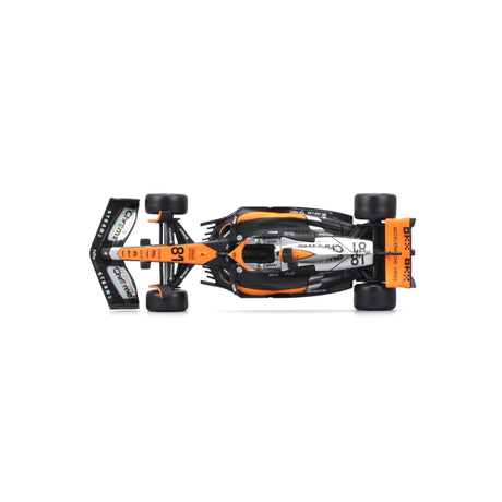 1:43 F1 MCLAREN MCL60 2023 WITH HELMET PIASTRI