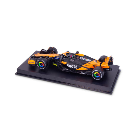 1:43 F1 MCLAREN MCL38 2024 WITH HELMET PIASTRI