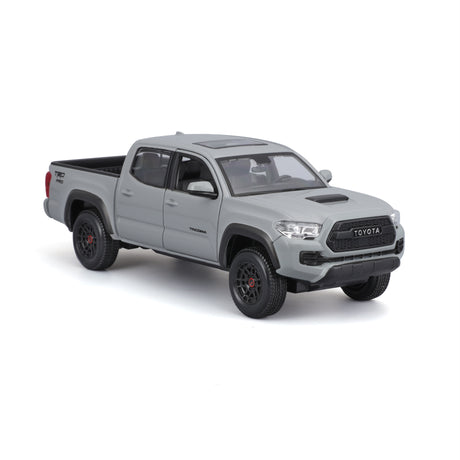 1:24 2023 TOYOTA TACOMA
