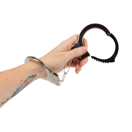 HANDCUFF