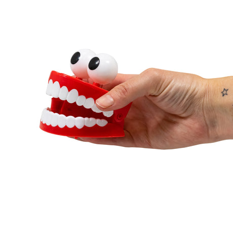 EYEBALL CHATTERING TEETH