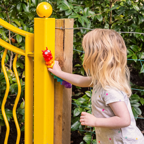 LIGHT UP SUCTION PUSH POPPER RAINBOW CATERPILLAR