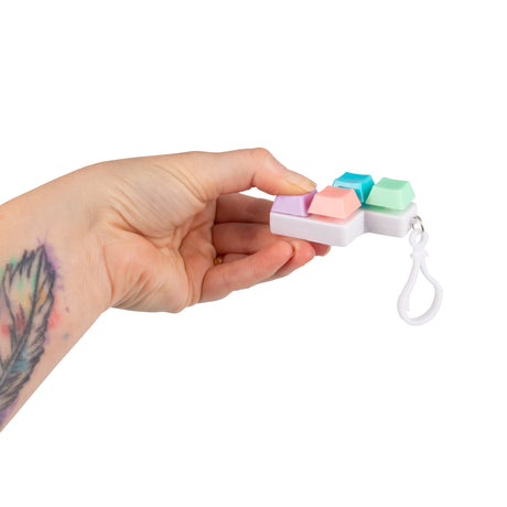 FIDGET KEYBOARD KEYCHAIN