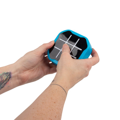 TIC TAC TOE GAME - BLUE