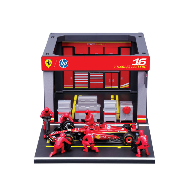 1:43 F1 FERRARI SF-24 2024 PIT PASS DIORAMA LECLERC